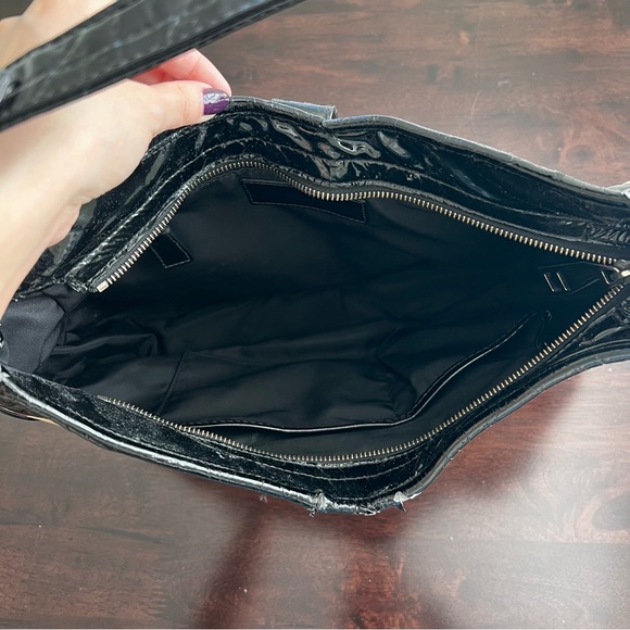 Authentic Vintage Burberry Large Canvas Shoulder Bag w Patent Leather - Picture 13 of 15